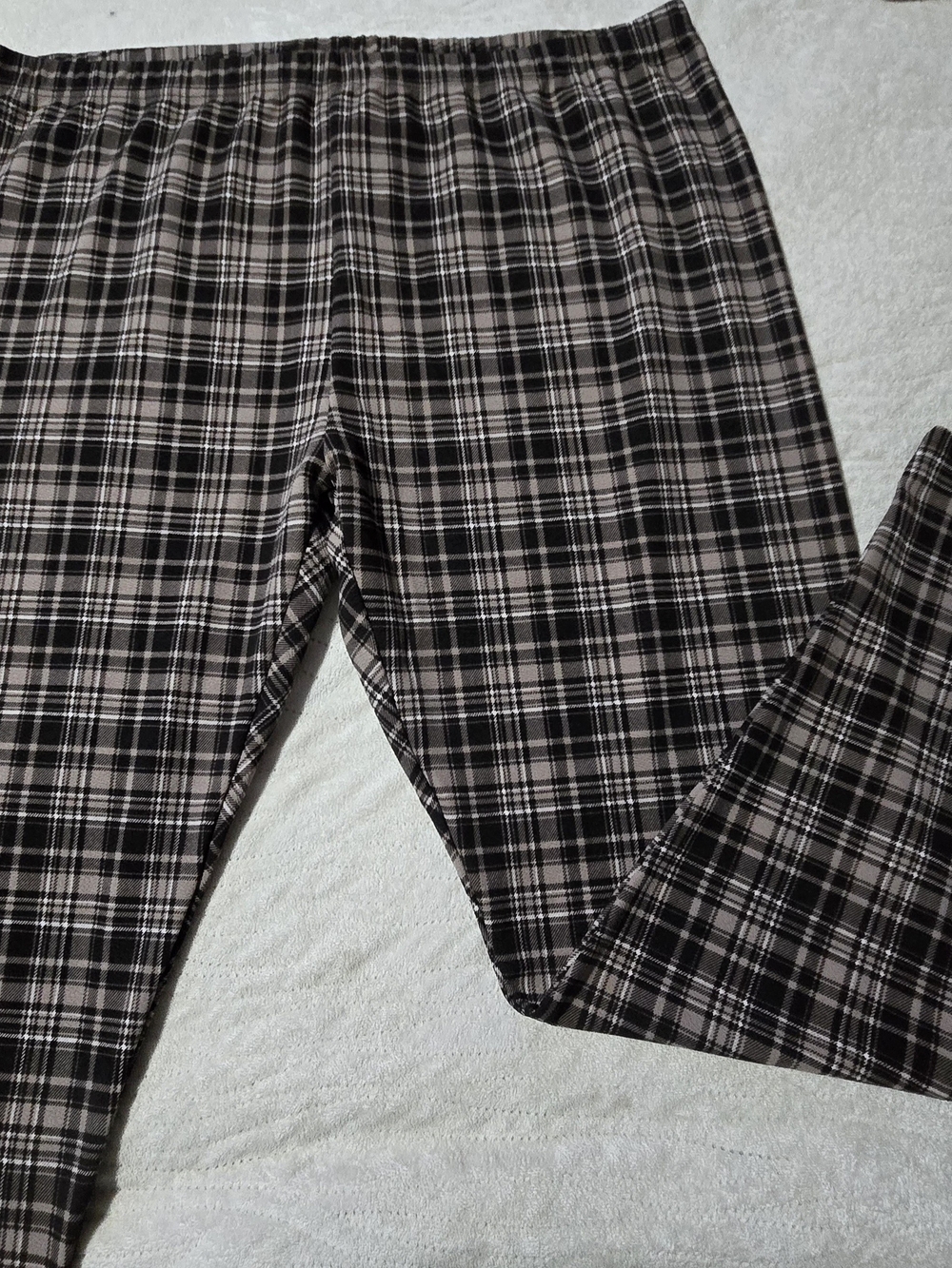 SHEIN Black, Beige and Gray Plaid Leggings